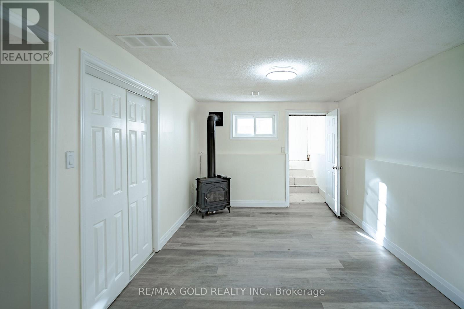 23 Bridlewood Drive, Welland, Ontario  L3C 6J7 - Photo 22 - X12936590