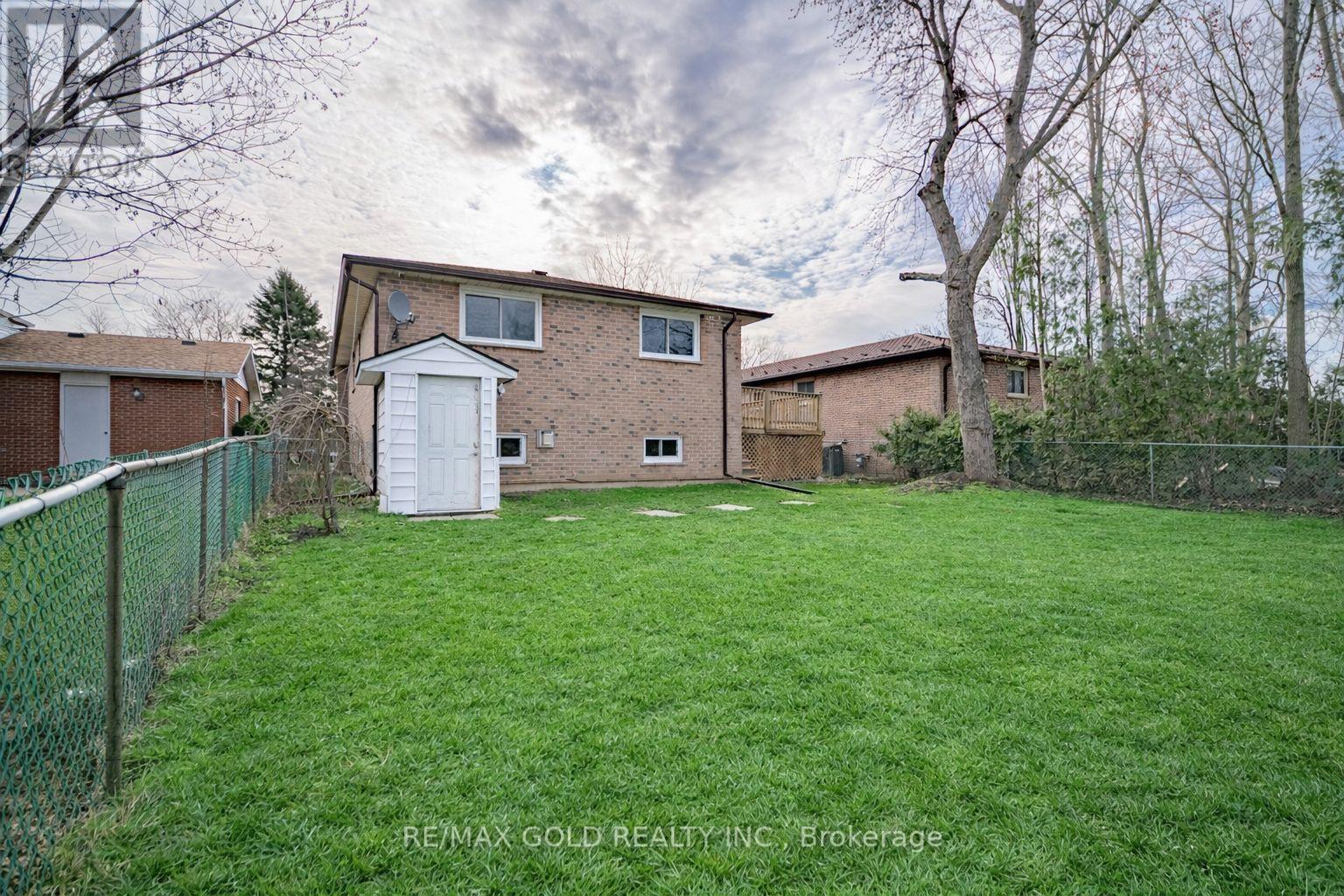 23 Bridlewood Drive, Welland, Ontario  L3C 6J7 - Photo 27 - X12936590