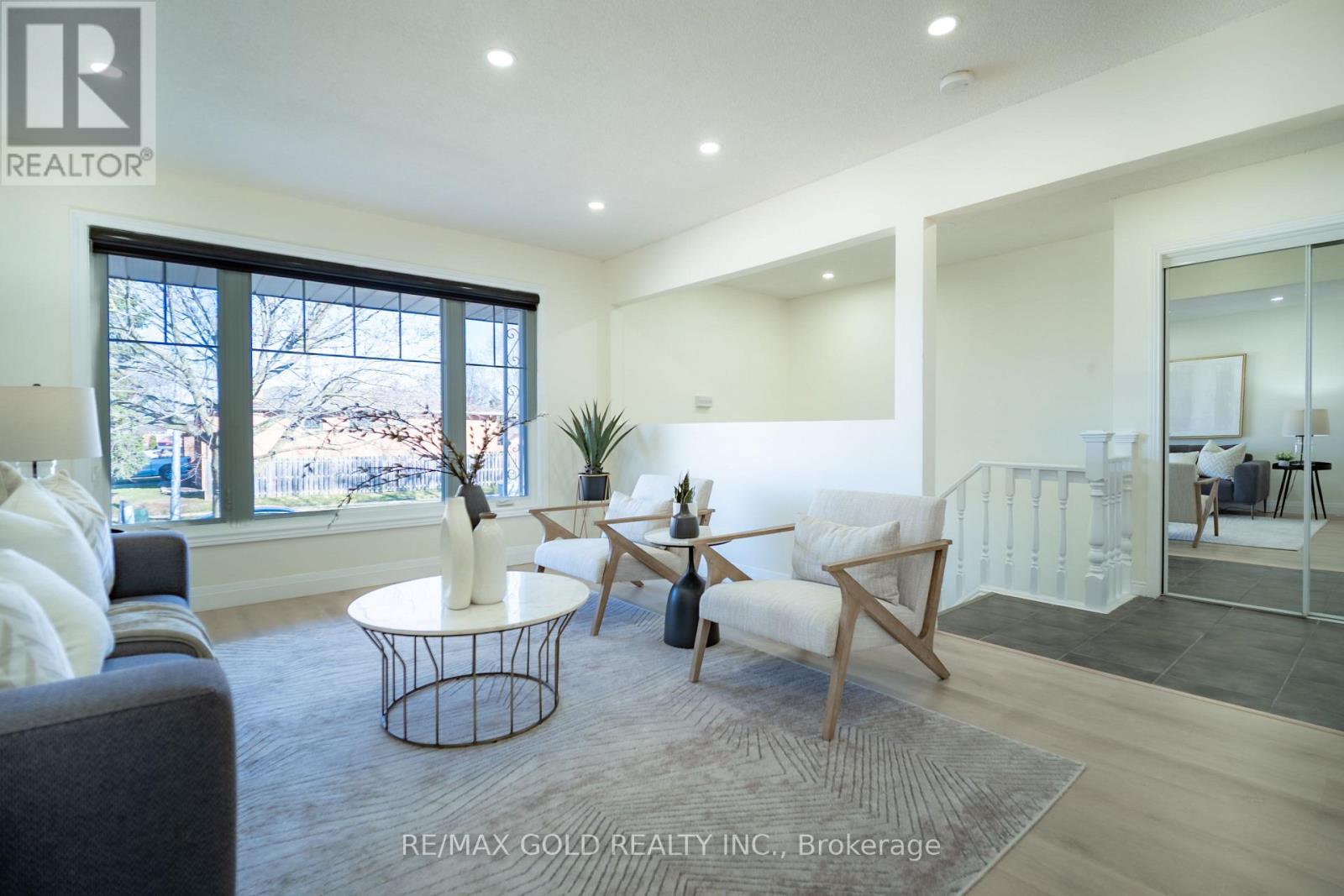 23 Bridlewood Drive, Welland, Ontario  L3C 6J7 - Photo 5 - X12936590