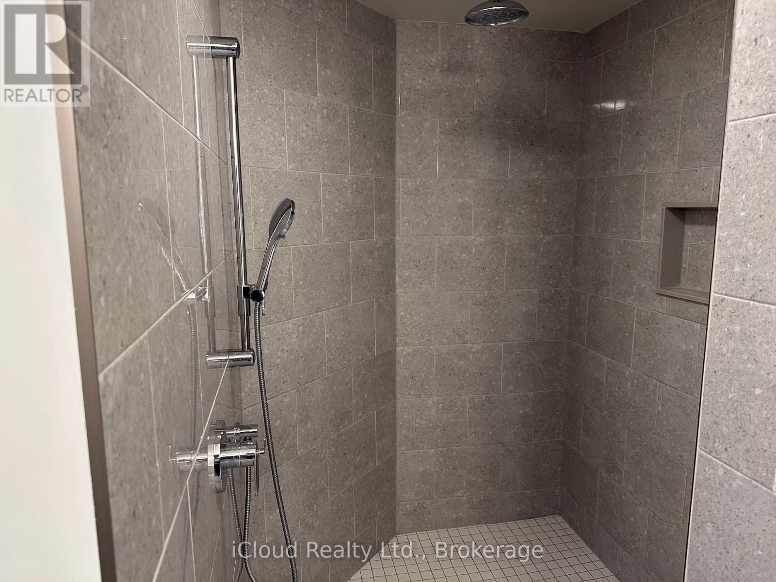 106 Queensgate Crescent, Woolwich, Ontario  N0B 1M0 - Photo 19 - X12936626