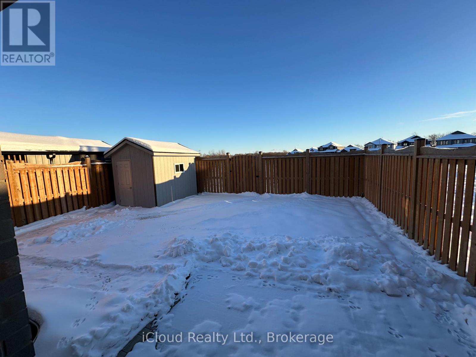 106 Queensgate Crescent, Woolwich, Ontario  N0B 1M0 - Photo 31 - X12936626