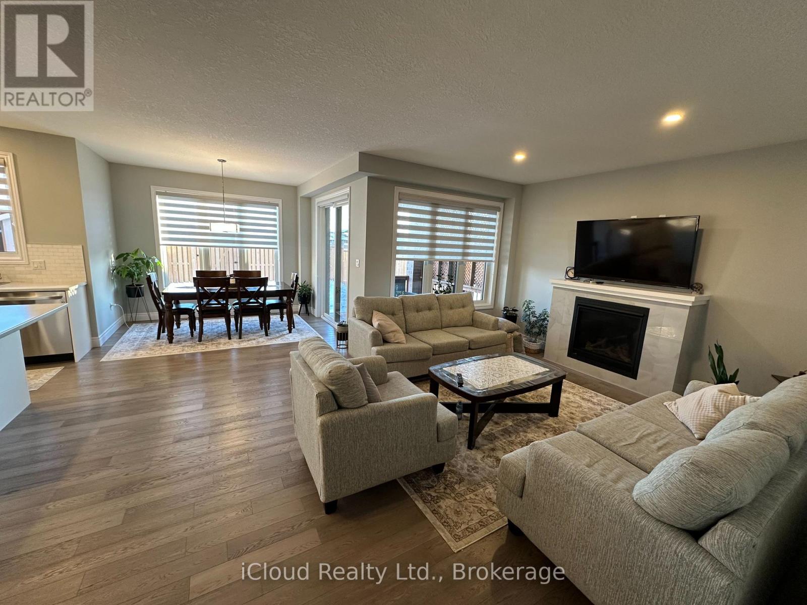 106 Queensgate Crescent, Woolwich, Ontario  N0B 1M0 - Photo 9 - X12936626