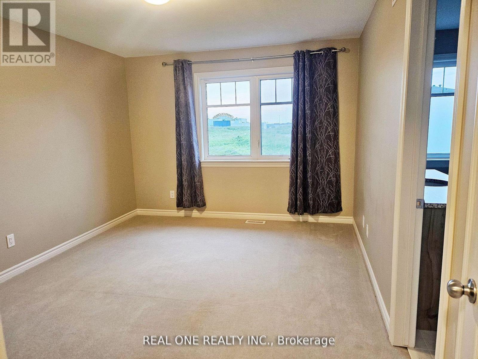 1103 Barrow Avenue, Kingston, Ontario  K7M 0G5 - Photo 13 - X12936630