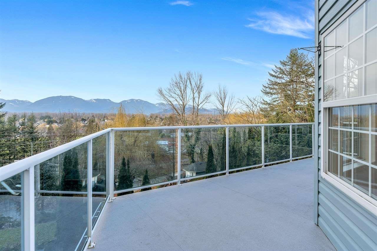 42602 Majuba Hill Road, Majuba Hill, Yarrow, British Columbia  V2R 5H3 - Photo 4 - R3088953