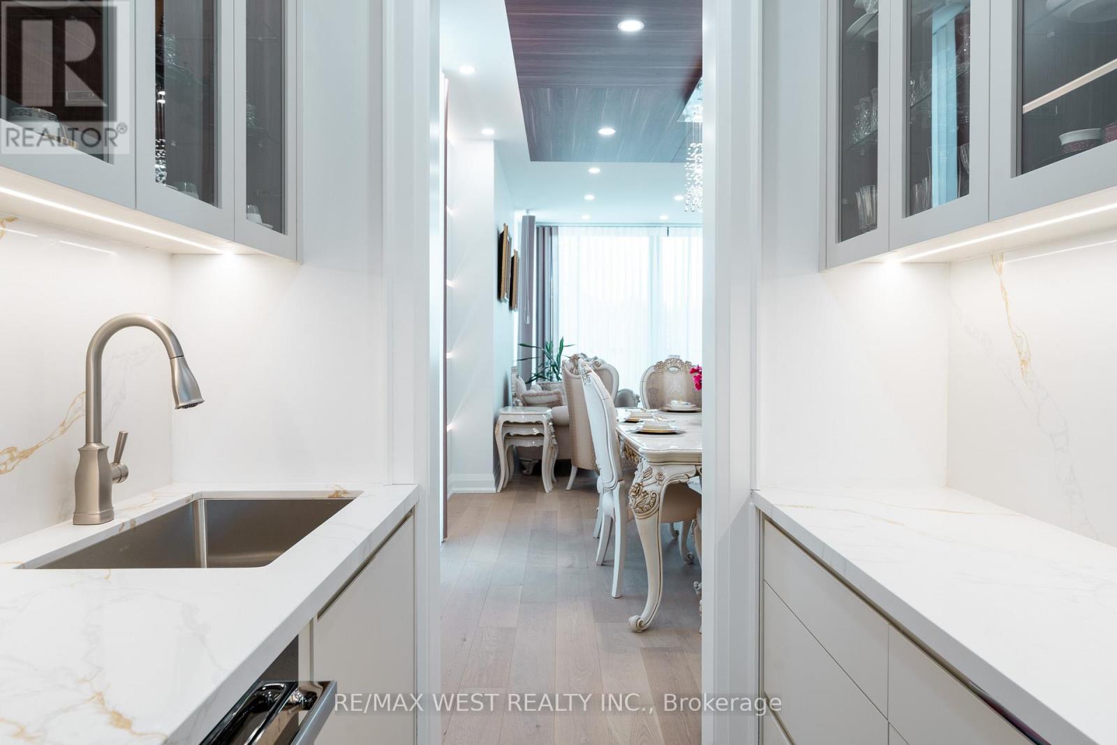 52 Wildwood Avenue, Richmond Hill, Ontario  L4E 3B3 - Photo 16 - N12936278