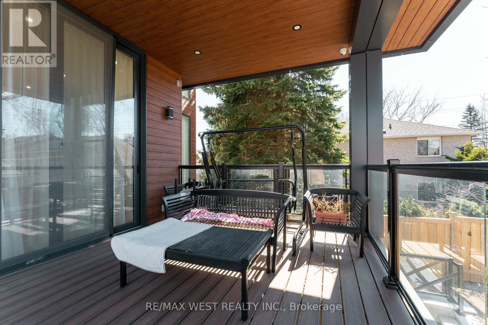 52 Wildwood Avenue, Richmond Hill, Ontario  L4E 3B3 - Photo 47 - N12936278