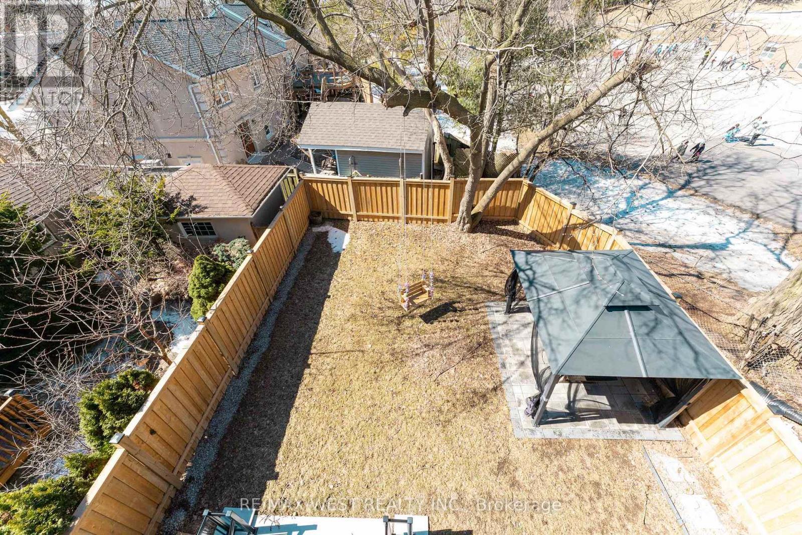 52 Wildwood Avenue, Richmond Hill, Ontario  L4E 3B3 - Photo 35 - N12936278