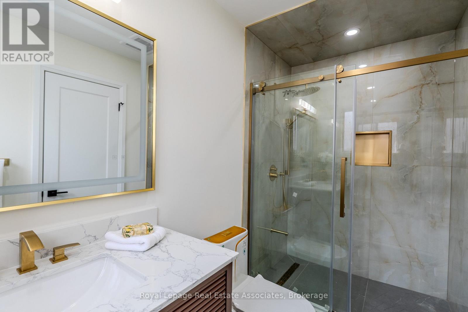 191 Genesee Drive, Oakville, Ontario  L6H 5Y7 - Photo 19 - W12906812