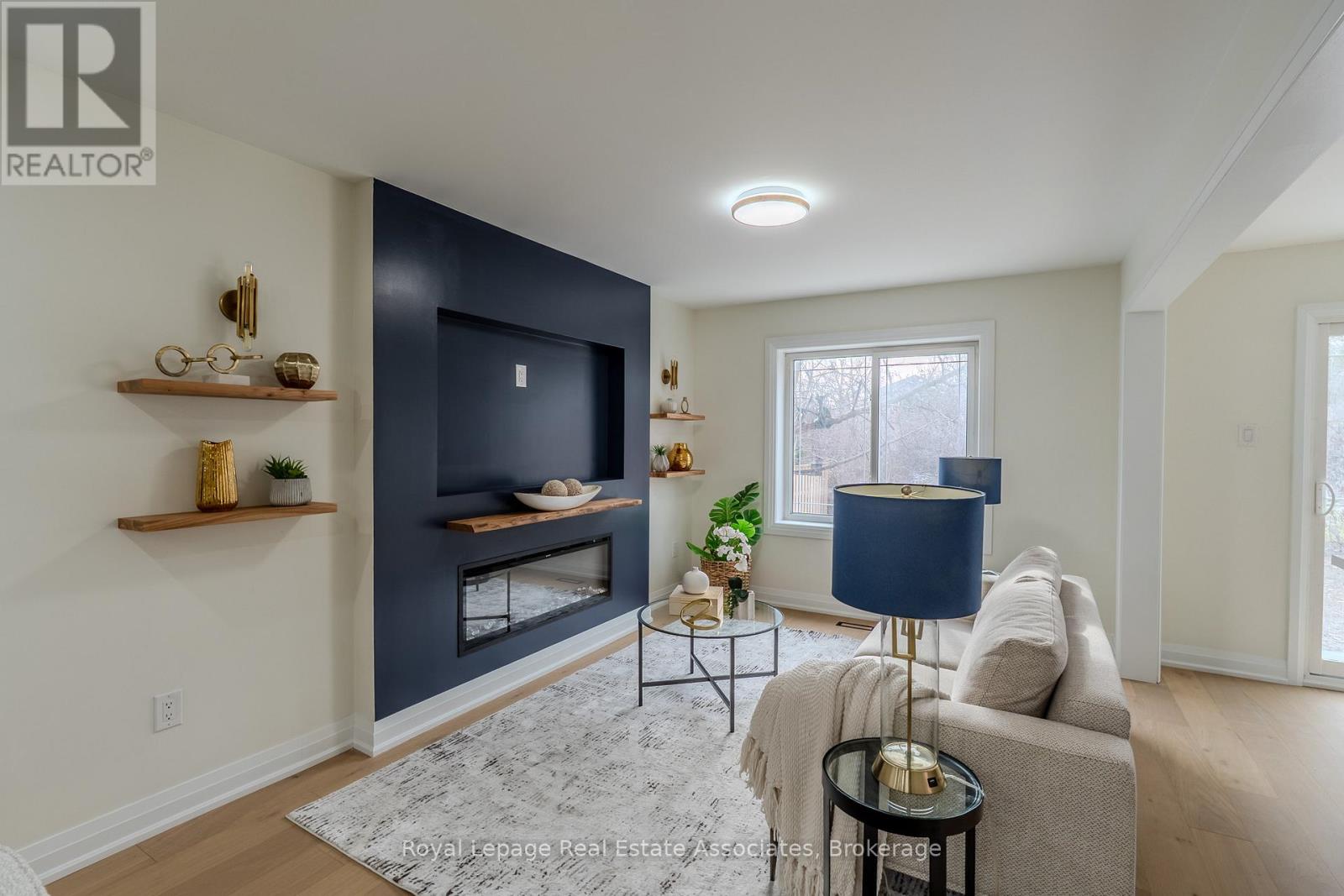 191 Genesee Drive, Oakville, Ontario  L6H 5Y7 - Photo 11 - W12906812