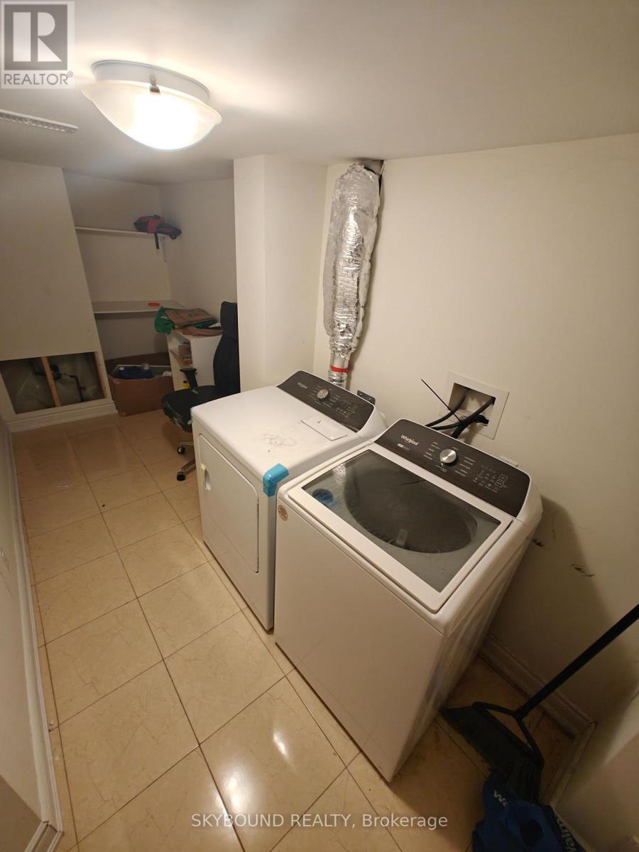 Bsmt - 828 Bethany Crescent, Mississauga, Ontario  L5V 3B9 - Photo 6 - W12936210