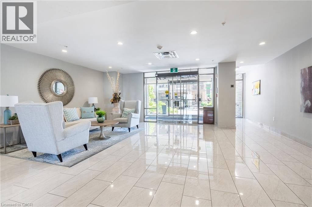 35 Southshore Crescent Unit# 313, Stoney Creek, Ontario  L8E 0J2 - Photo 4 - 40813904