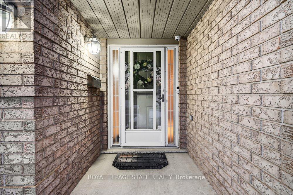 128 Nugent Drive, Hamilton, Ontario  L8H 2M8 - Photo 10 - X12936560