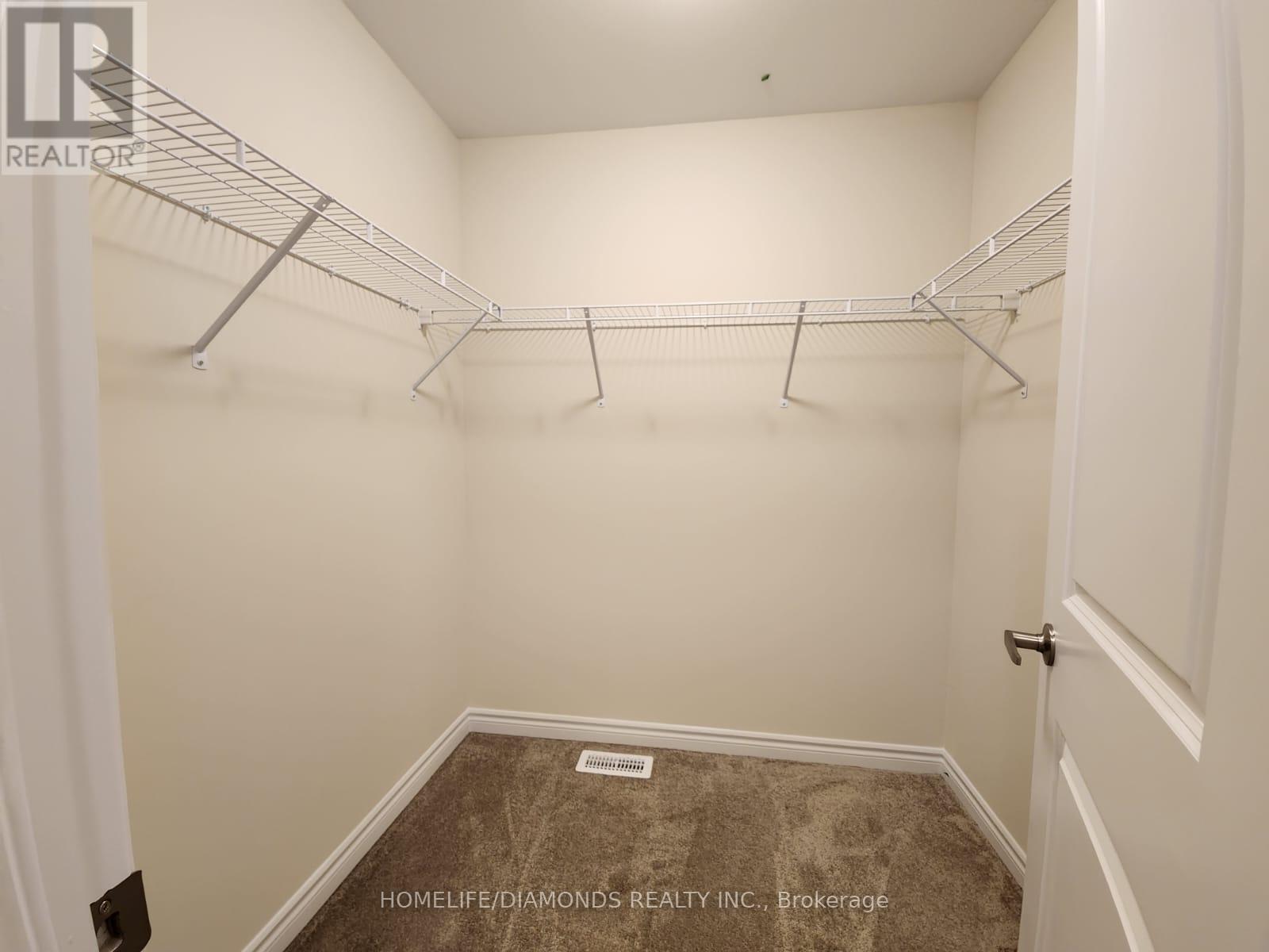 97 Renfrew Trail, Welland, Ontario  L3C 0K2 - Photo 12 - X12777204