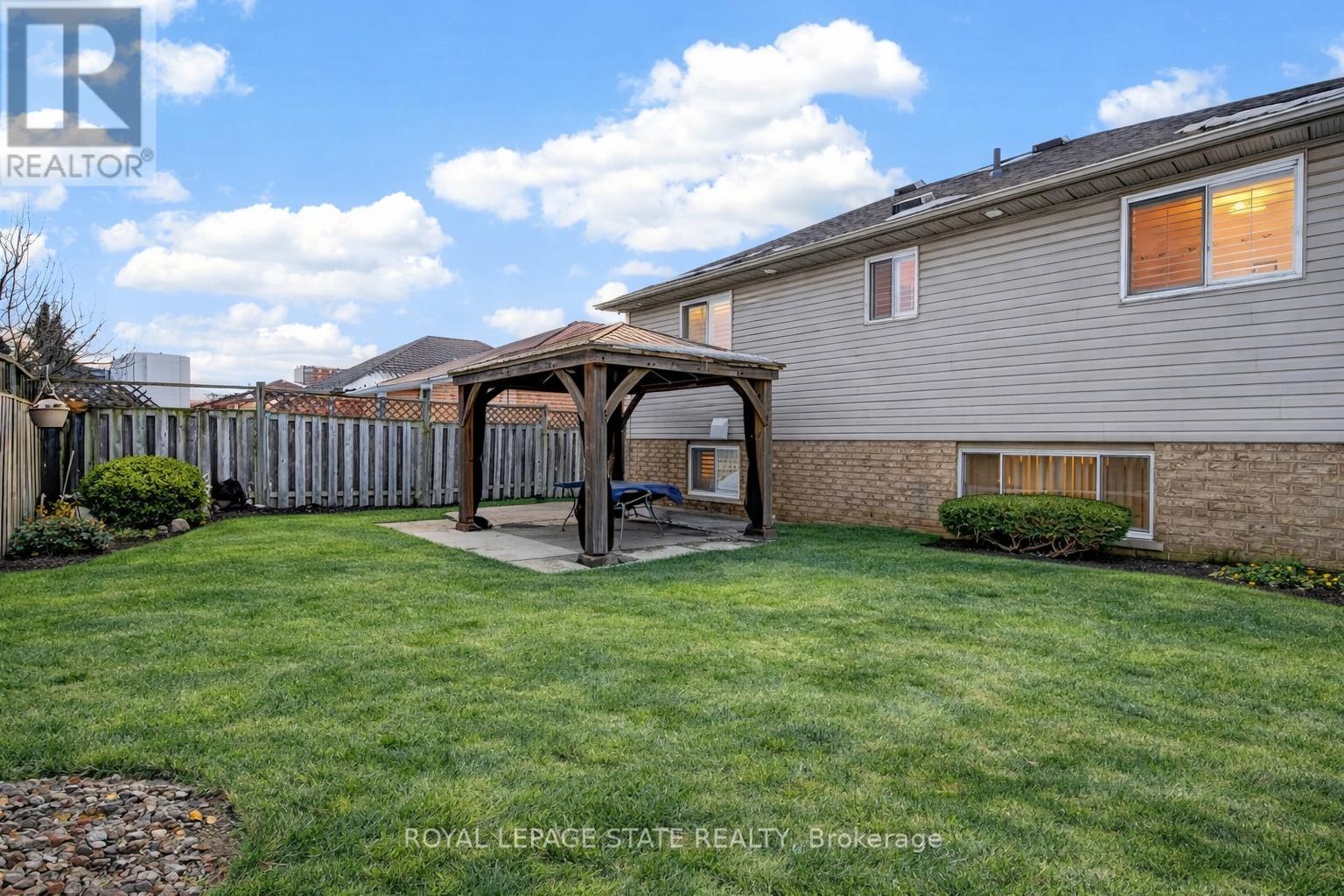 128 Nugent Drive, Hamilton, Ontario  L8H 2M8 - Photo 7 - X12936560