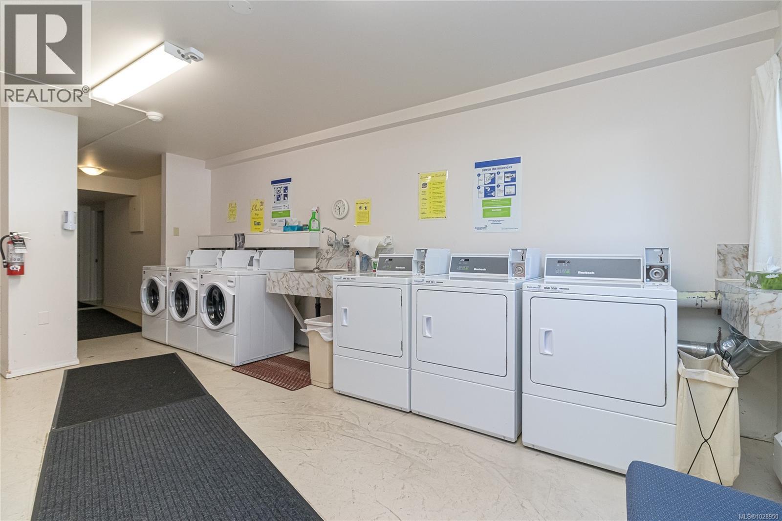 108 2040 White Birch Rd, Sidney, British Columbia  V8L 2R1 - Photo 25 - 1028950