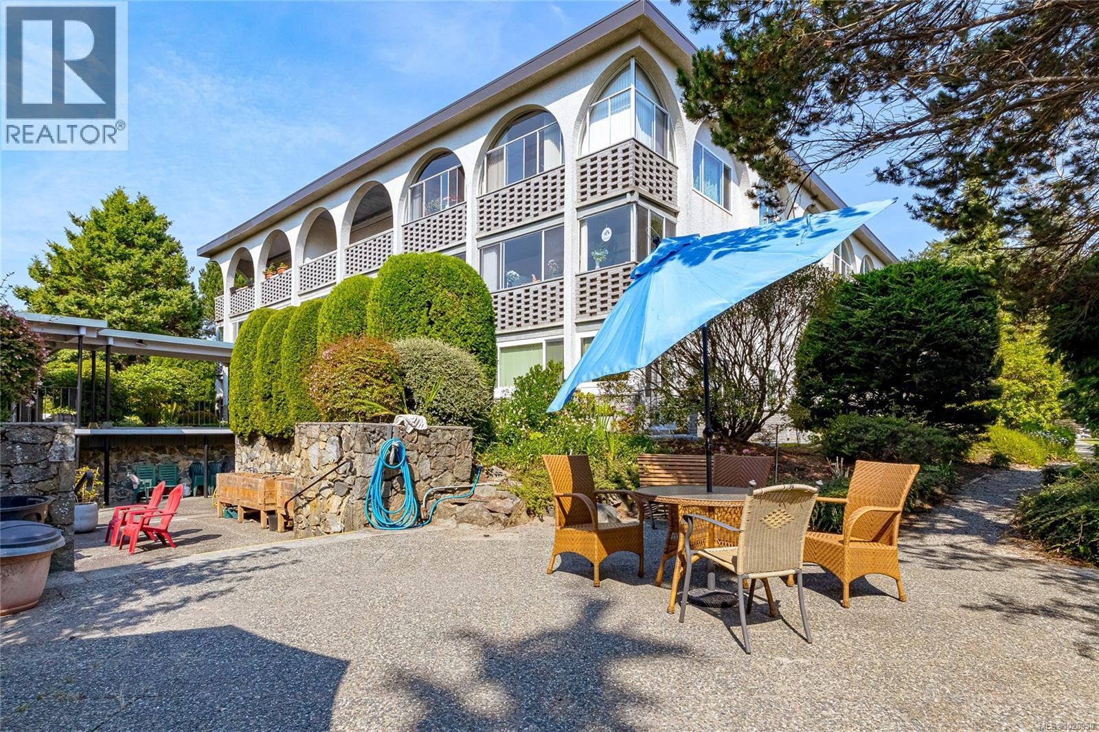 108 2040 White Birch Rd, Sidney, British Columbia  V8L 2R1 - Photo 5 - 1028950