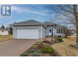 94 SANDBANKS COURT, Prince Edward County, Ontario