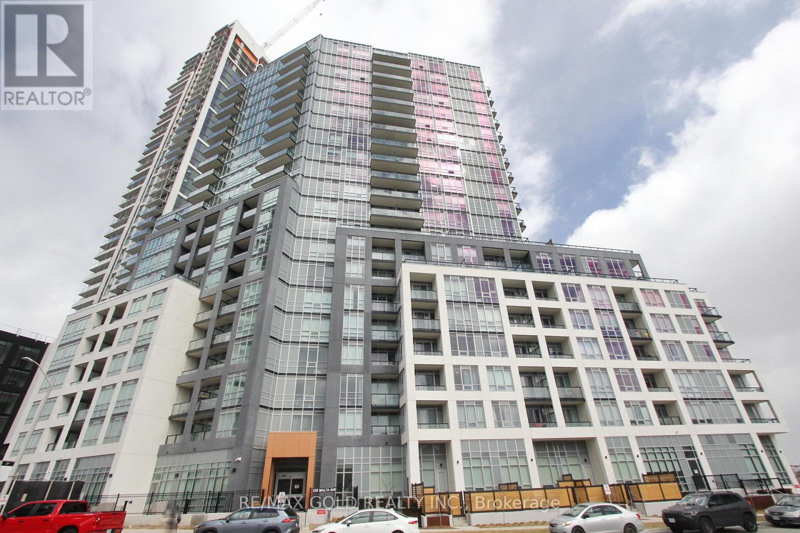1401 - 225 Malta Avenue, Brampton, Ontario  L6Y 0B5 - Photo 3 - W12921660