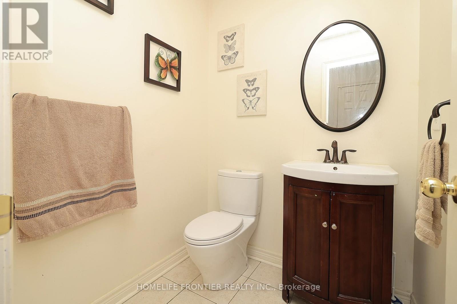 38 Betty Nagle Street, Toronto, Ontario  M9M 0E2 - Photo 16 - W12886744