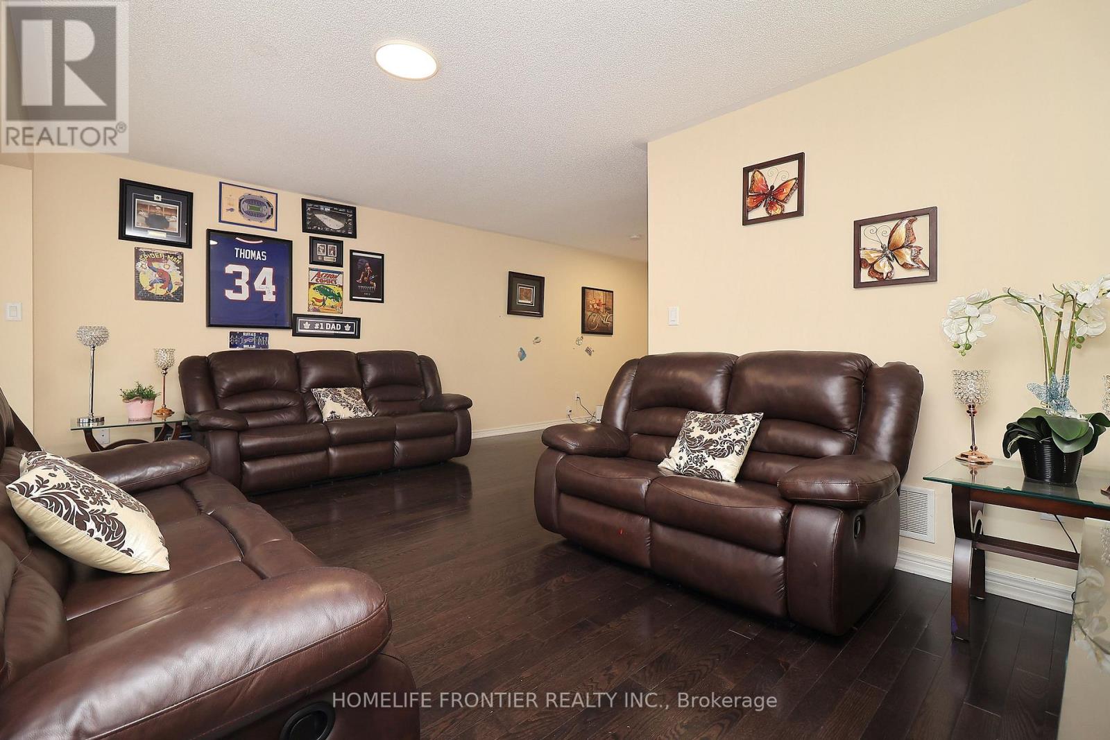 38 Betty Nagle Street, Toronto, Ontario  M9M 0E2 - Photo 24 - W12886744