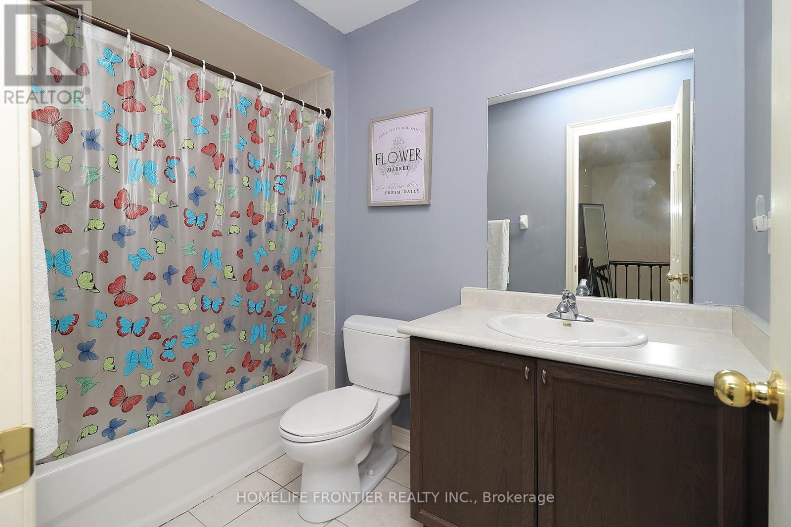 38 Betty Nagle Street, Toronto, Ontario  M9M 0E2 - Photo 21 - W12886744