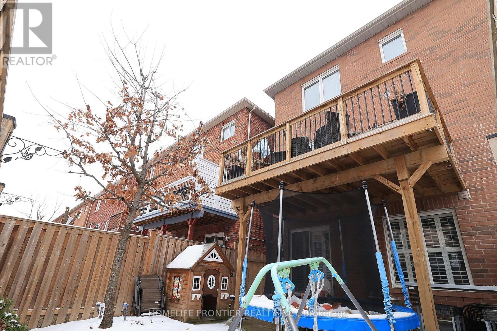 38 Betty Nagle Street, Toronto, Ontario  M9M 0E2 - Photo 32 - W12886744