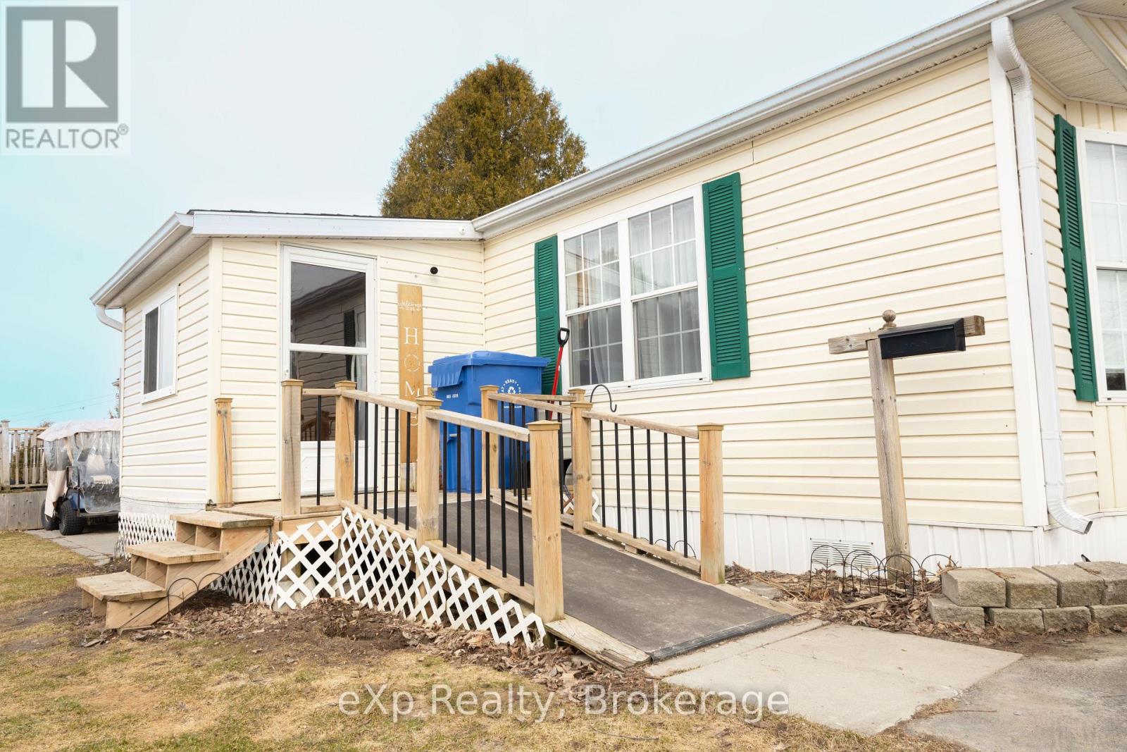Unit #41 - 302694 Douglas Street, West Grey, Ontario  N0G 1R0 - Photo 3 - X12936724