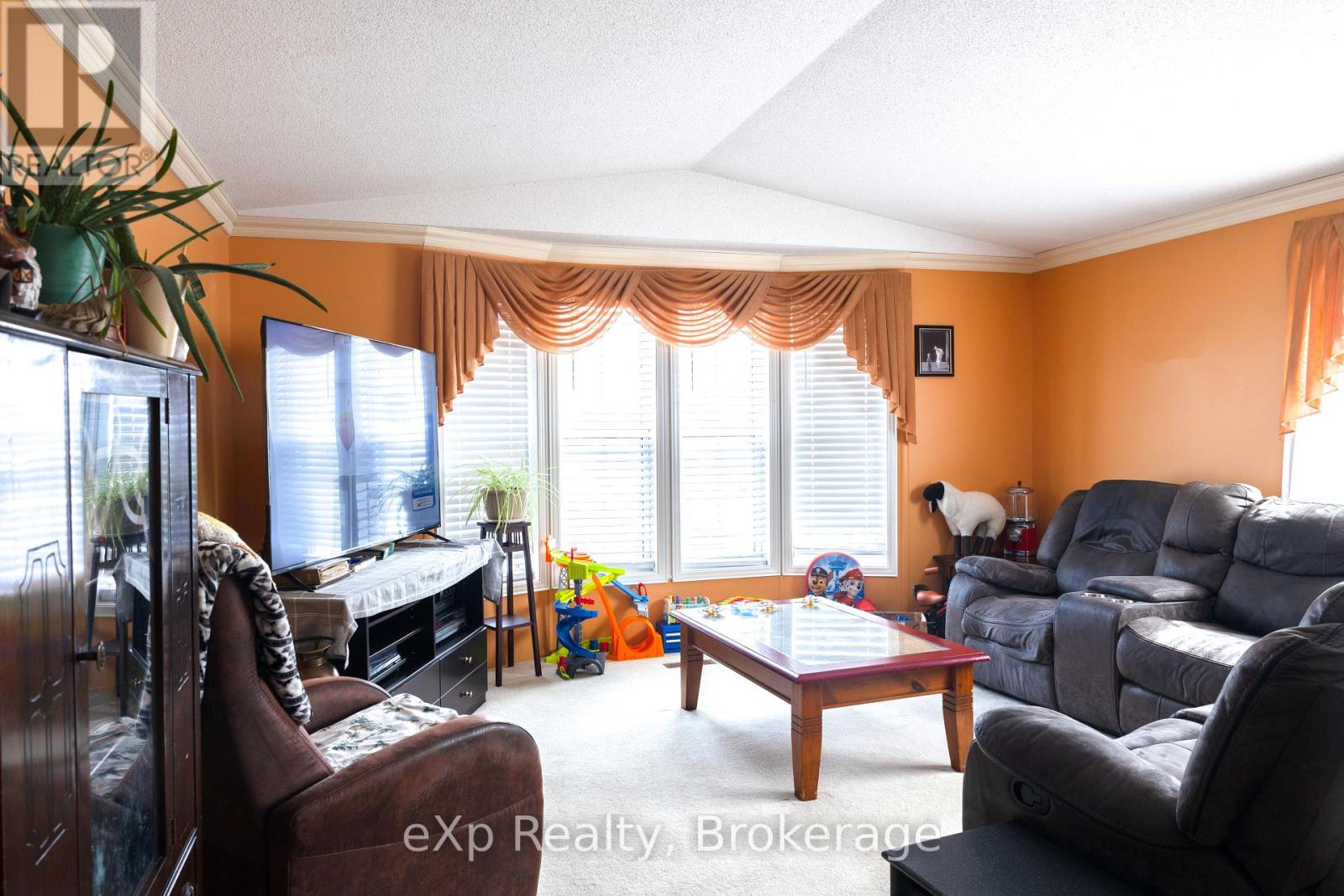 Unit #41 - 302694 Douglas Street, West Grey, Ontario  N0G 1R0 - Photo 6 - X12936724