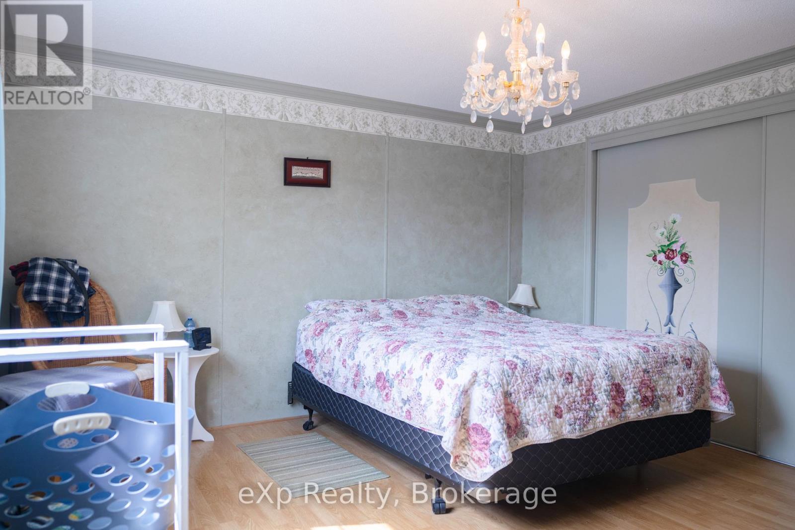 Unit #41 - 302694 Douglas Street, West Grey, Ontario  N0G 1R0 - Photo 9 - X12936724