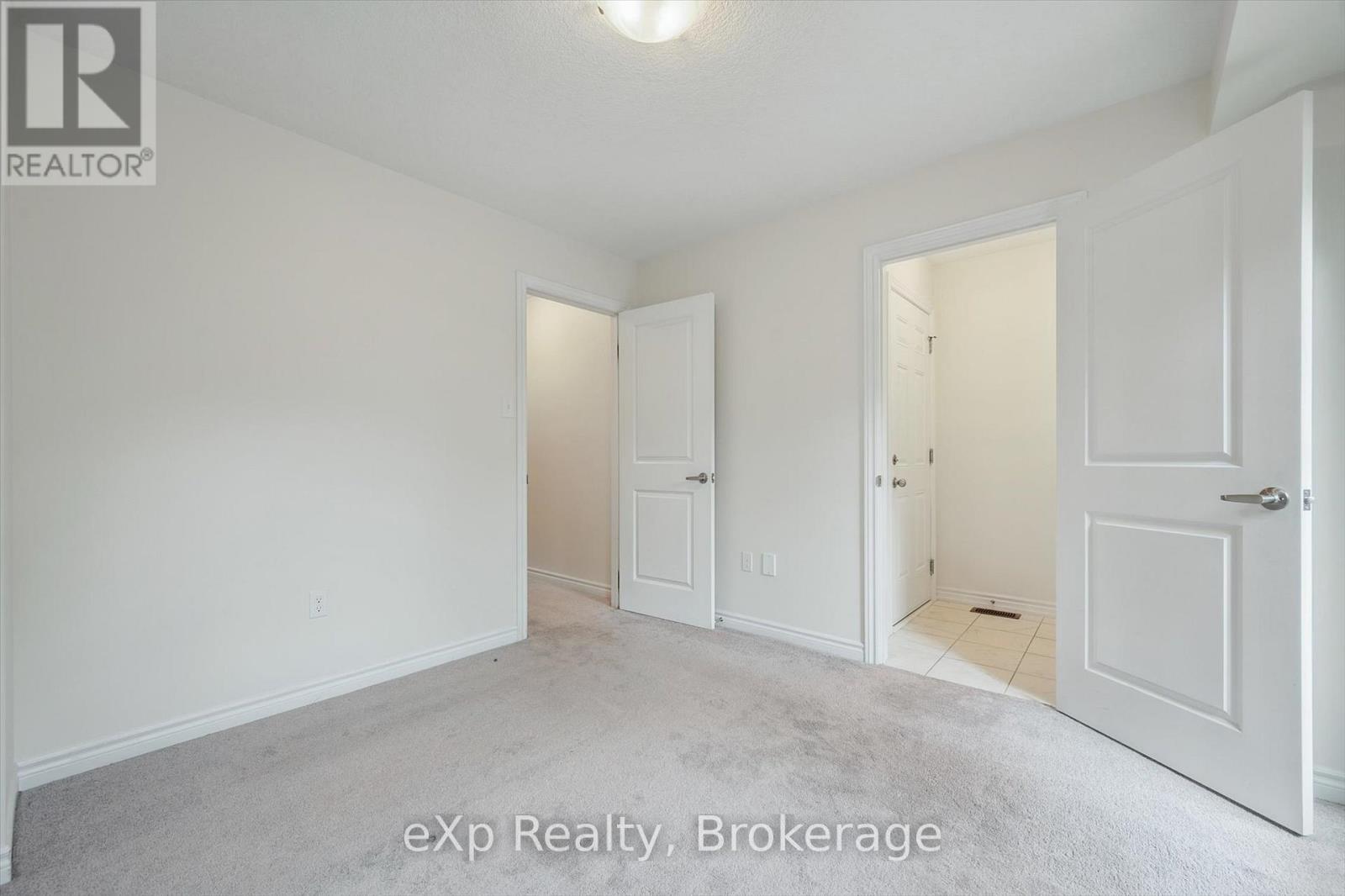 50 - 88 Decorso Drive, Guelph, Ontario  N1L 0A1 - Photo 9 - X12936752