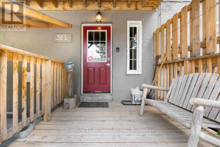 38l, 38r, 38c - 190, 192, 194 Tyrolean Lane, Blue Mountains, Ontario  L9Y 3Z2 - Photo 38 - X12936756