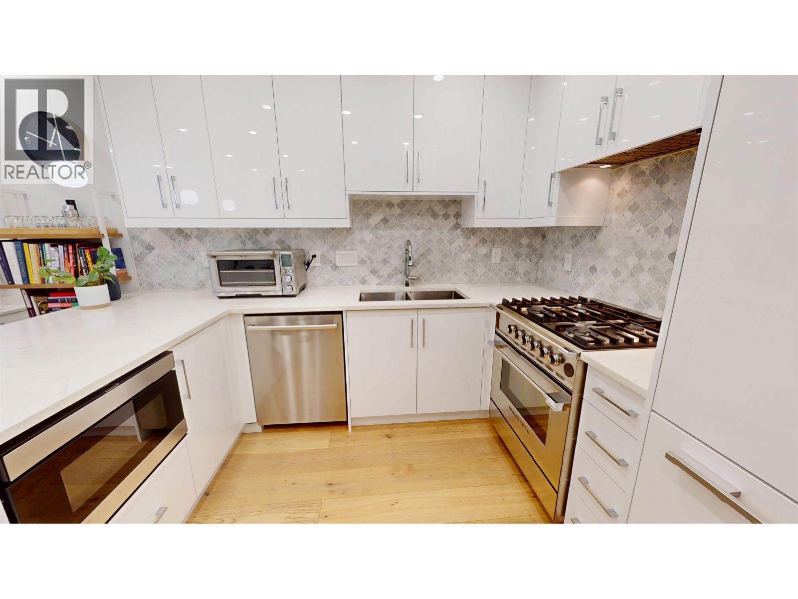 1260 E 14th Avenue, Vancouver, British Columbia  V5T 2P3 - Photo 7 - R3104795