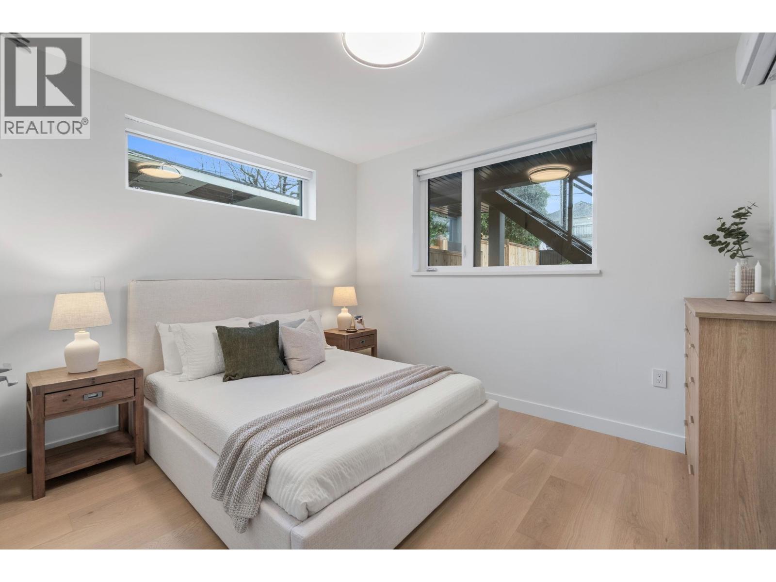 4 4963 Chester Street, Vancouver, British Columbia  V5W 3A7 - Photo 11 - R3104824