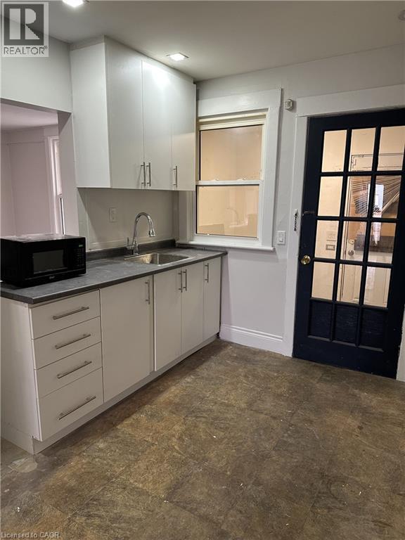 31 Mckinstry Street, Hamilton, Ontario  L8L 6C2 - Photo 5 - 40816198