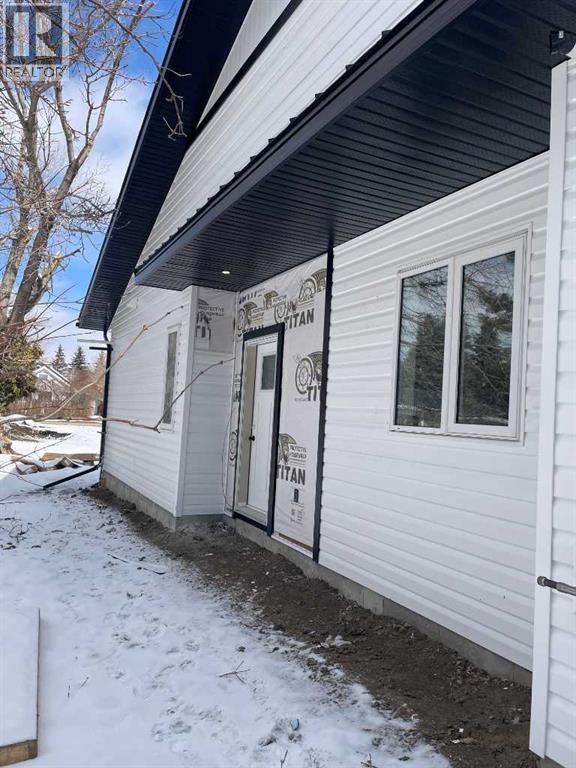 6, 5463 55 Avenue, Lacombe, Alberta