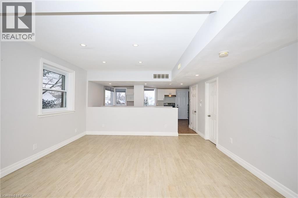 229 East 13th Street Unit# Upper, Hamilton, Ontario  L9A 1R2 - Photo 9 - 40816139