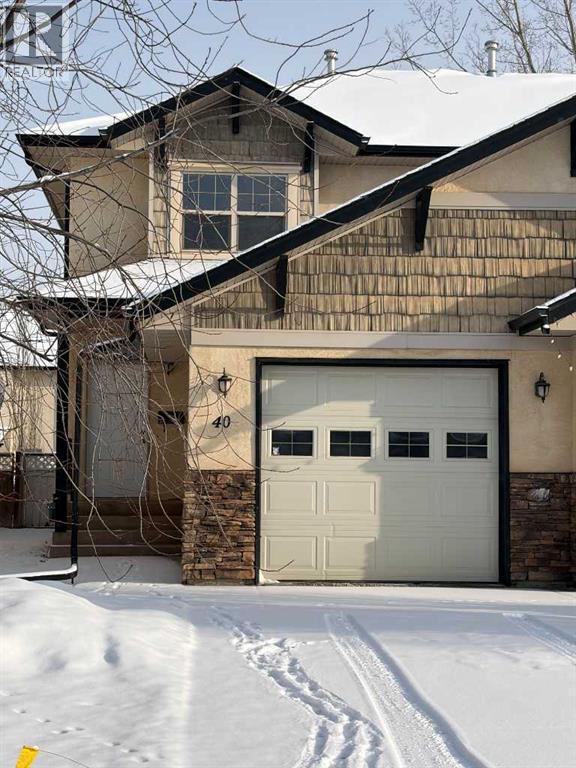 40 Alberts Close, Red Deer, Alberta  T4R 3J7 - Photo 1 - A2295806