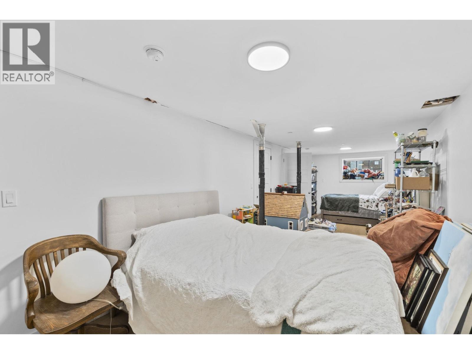 2072 Kitchener Street, Vancouver, British Columbia V5L 2W8 - Photo 18 - R3100898