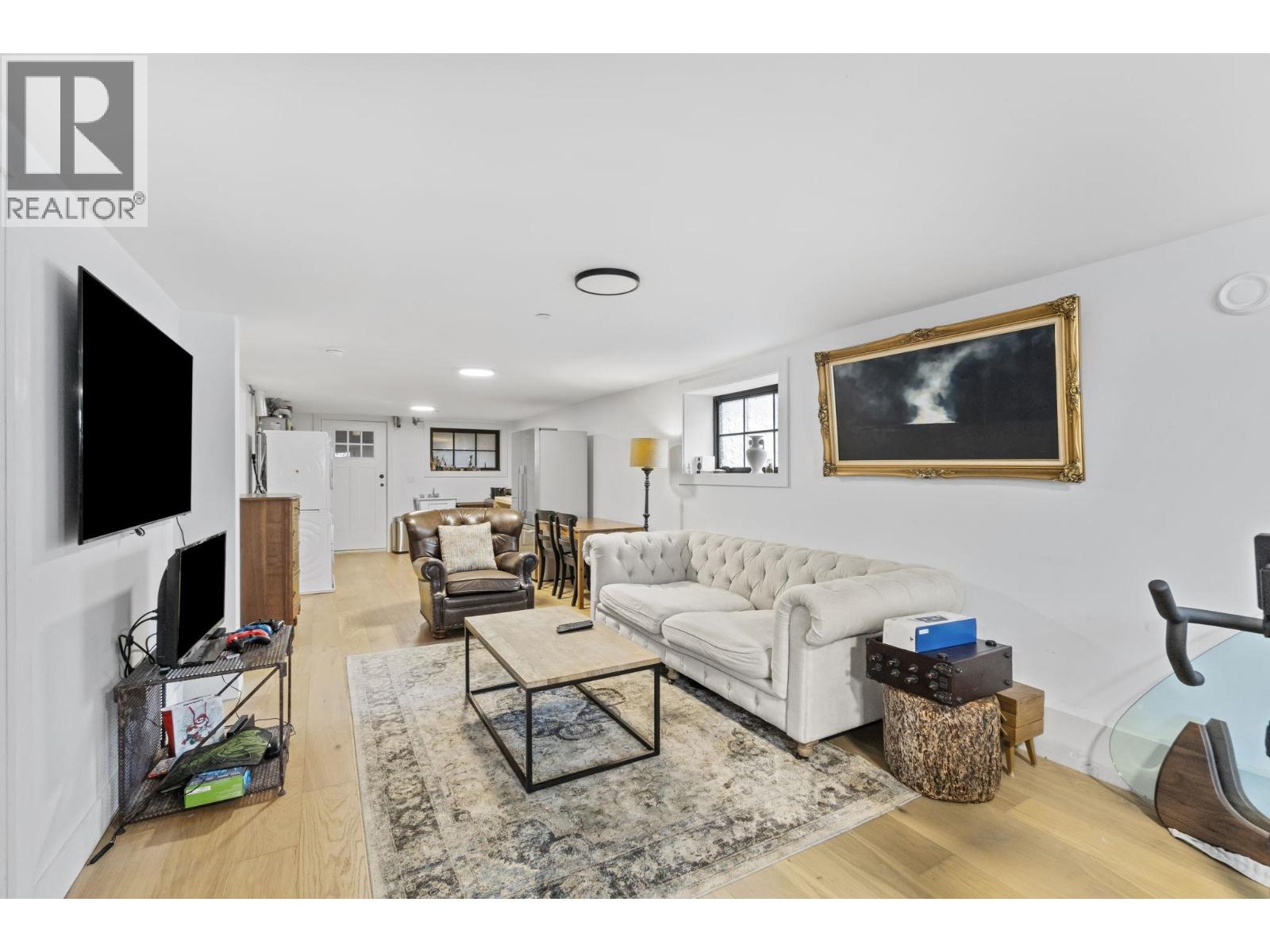 2072 Kitchener Street, Vancouver, British Columbia V5L 2W8 - Photo 7 - R3100898