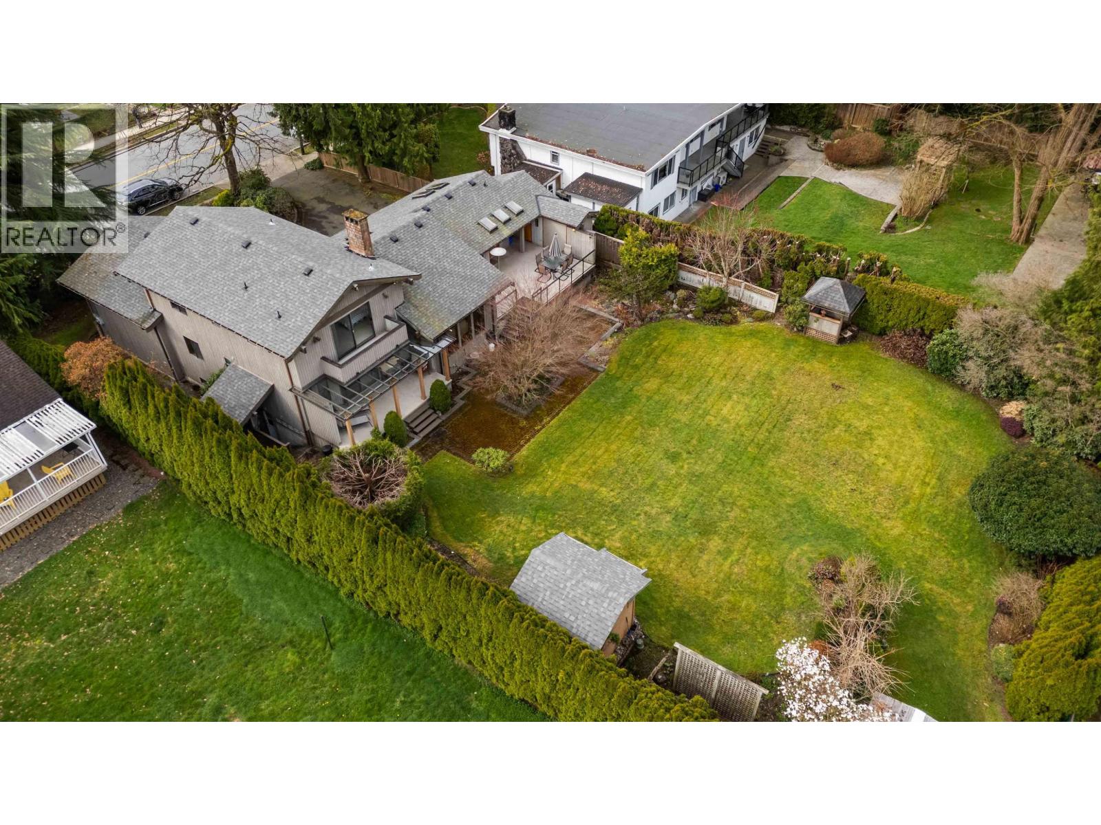 5541 Gilpin Street, Burnaby, British Columbia  V5G 2H8 - Photo 40 - R3104627