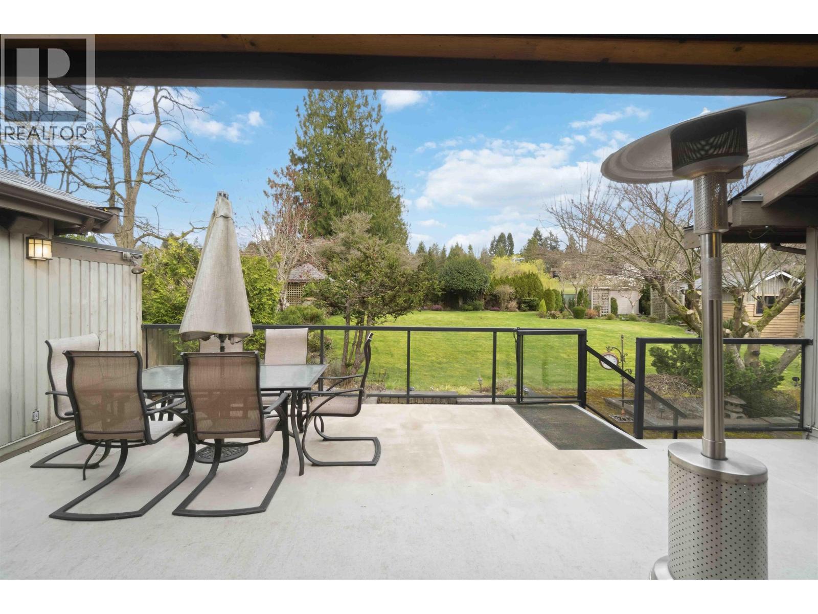 5541 Gilpin Street, Burnaby, British Columbia  V5G 2H8 - Photo 28 - R3104627