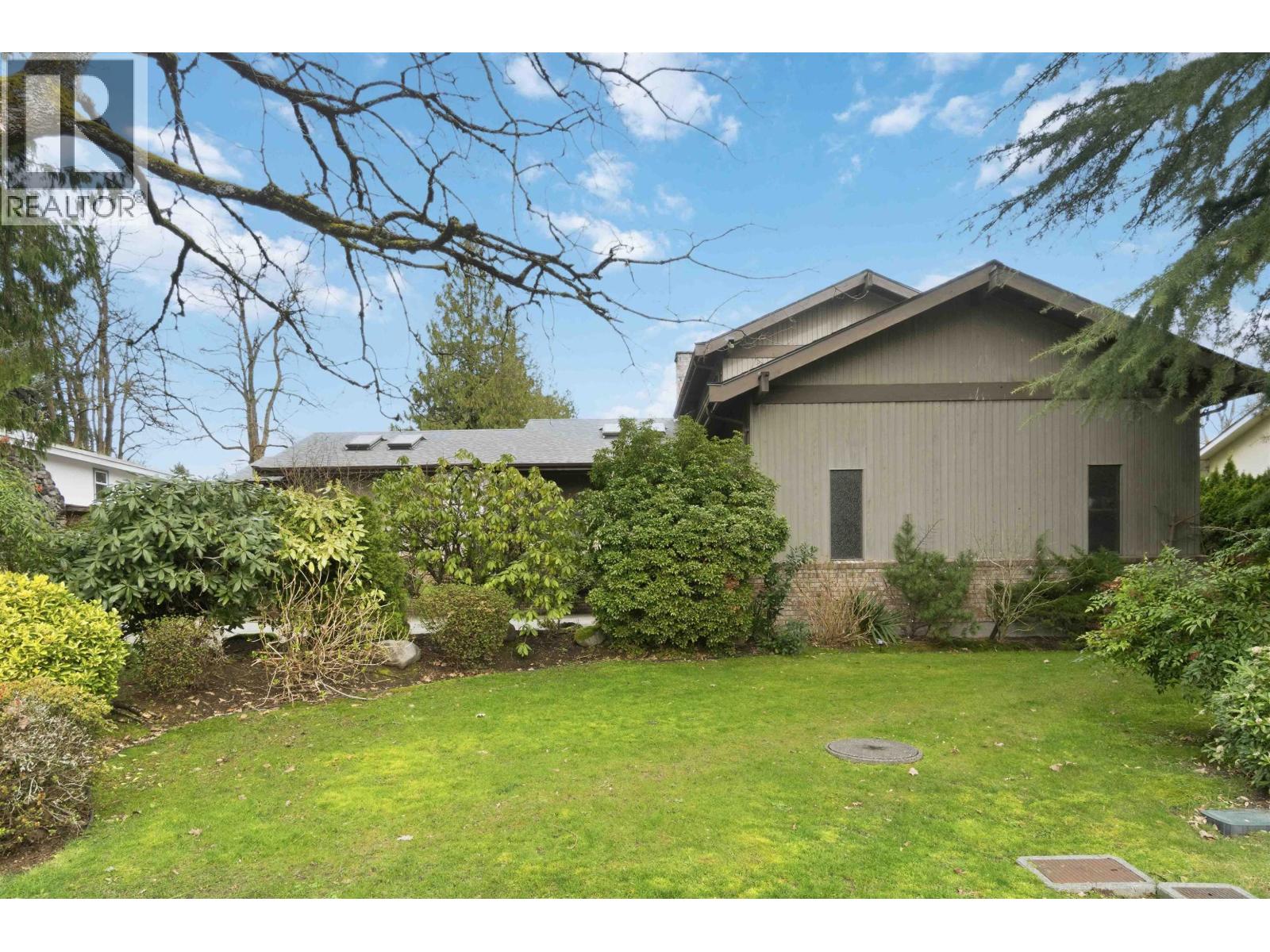 5541 Gilpin Street, Burnaby, British Columbia  V5G 2H8 - Photo 30 - R3104627