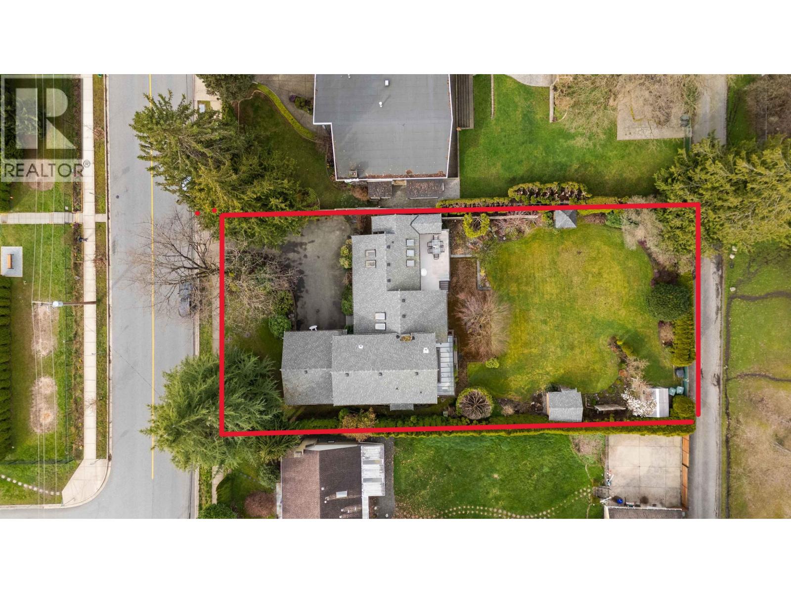 5541 Gilpin Street, Burnaby, British Columbia  V5G 2H8 - Photo 33 - R3104627