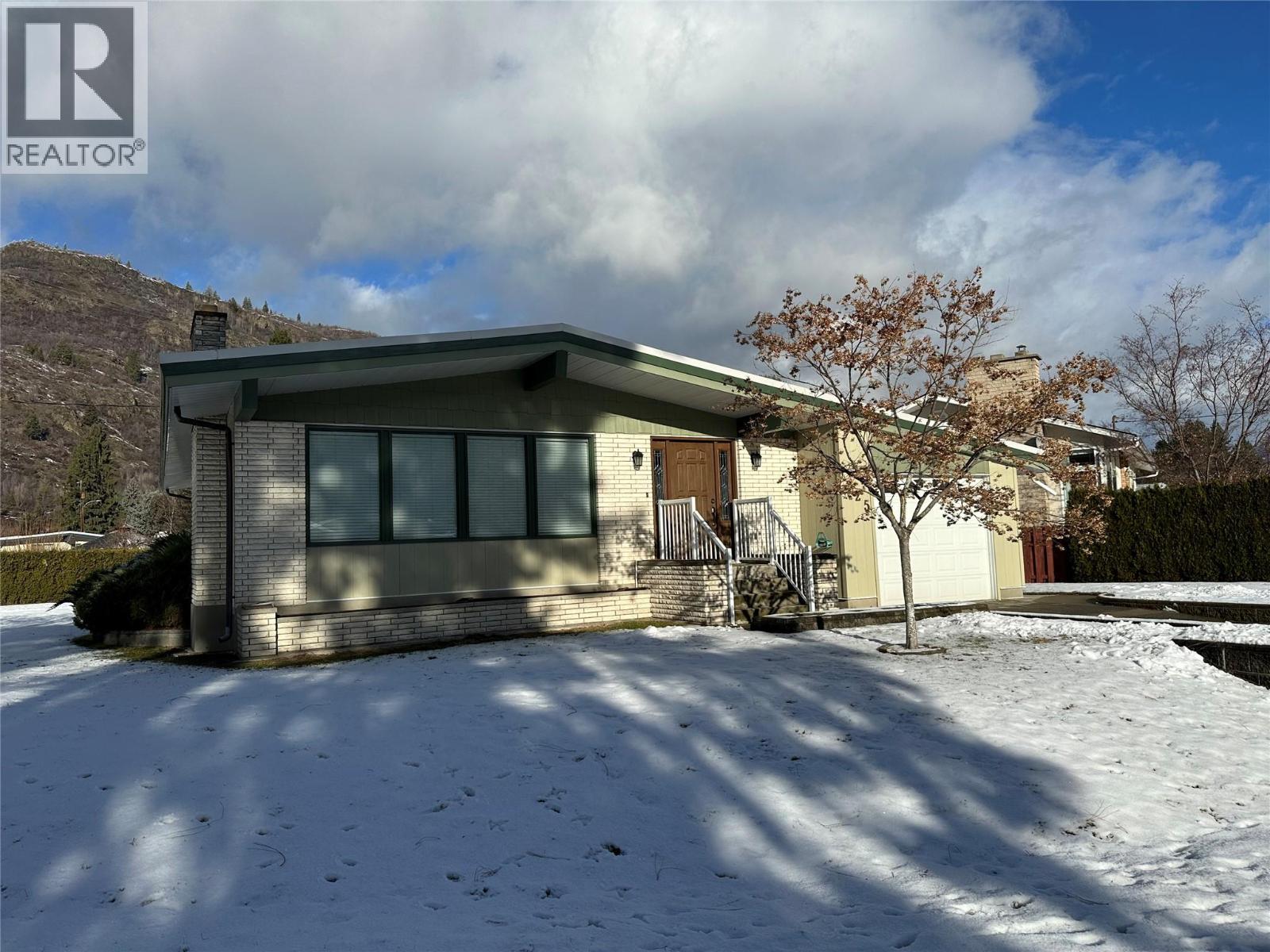 725 3rd Street, Montrose, British Columbia  V0G 1P0 - Photo 31 - 10372422