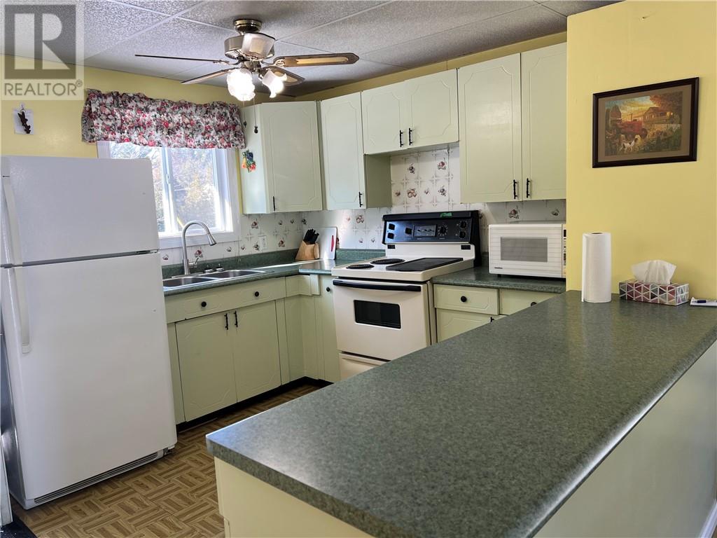 33 Alfred Road, Verner, Ontario  P0H 2M0 - Photo 3 - 2126959