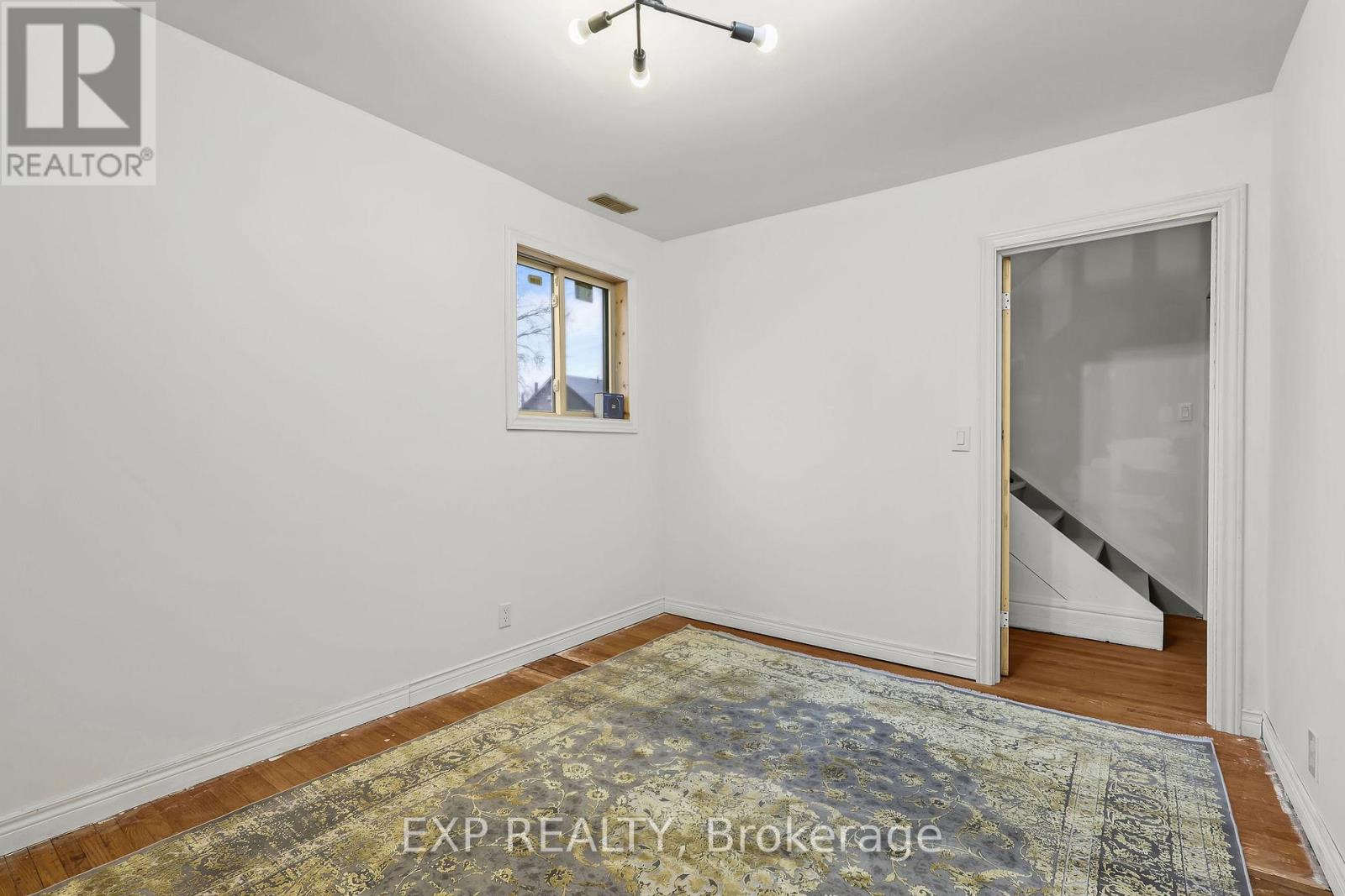 137 Oak Street E, Chatham-Kent, Ontario  N0P 1C0 - Photo 12 - X12936744