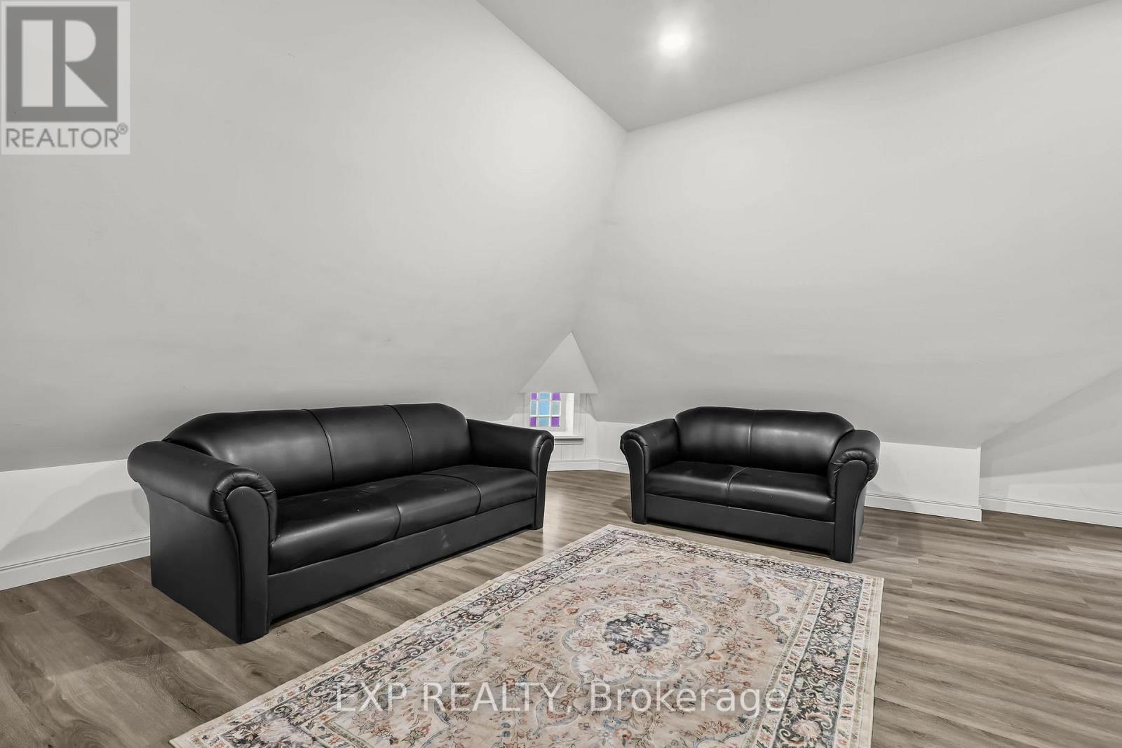 137 Oak Street E, Chatham-Kent, Ontario  N0P 1C0 - Photo 19 - X12936744