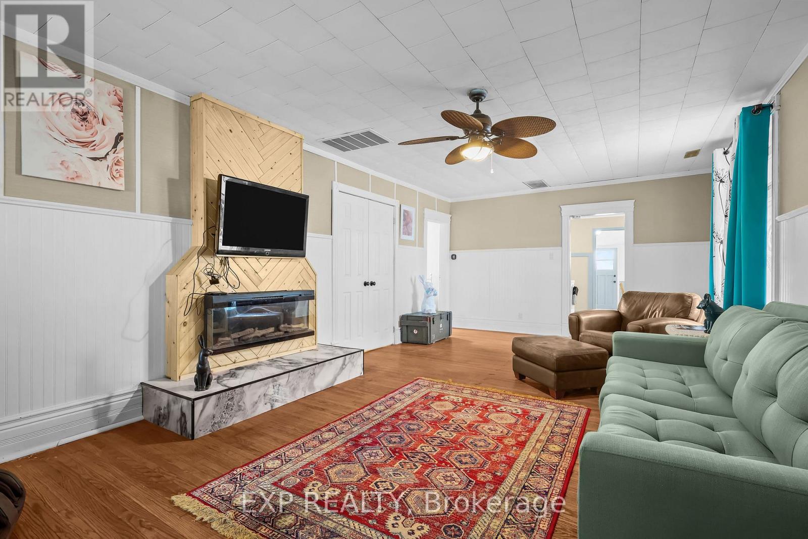 137 Oak Street E, Chatham-Kent, Ontario  N0P 1C0 - Photo 9 - X12936744