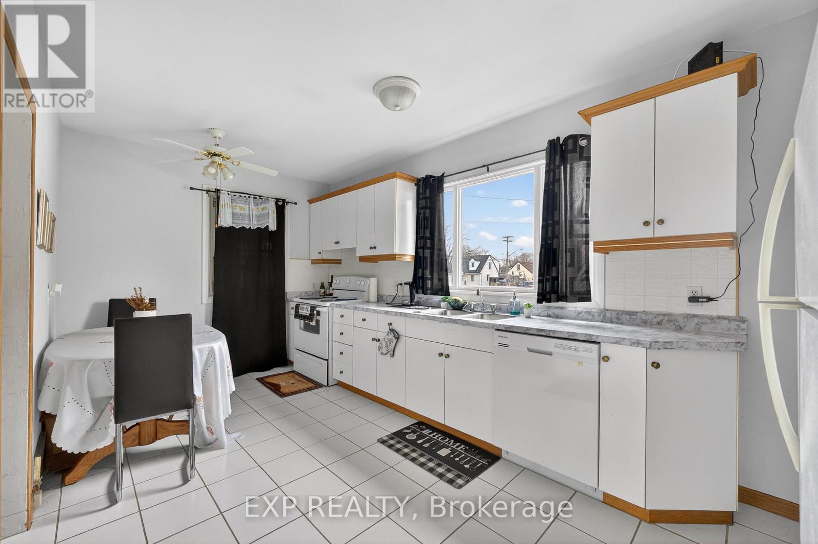 150 Crowland Avenue, Welland, Ontario  L3B 1X3 - Photo 10 - X12928466