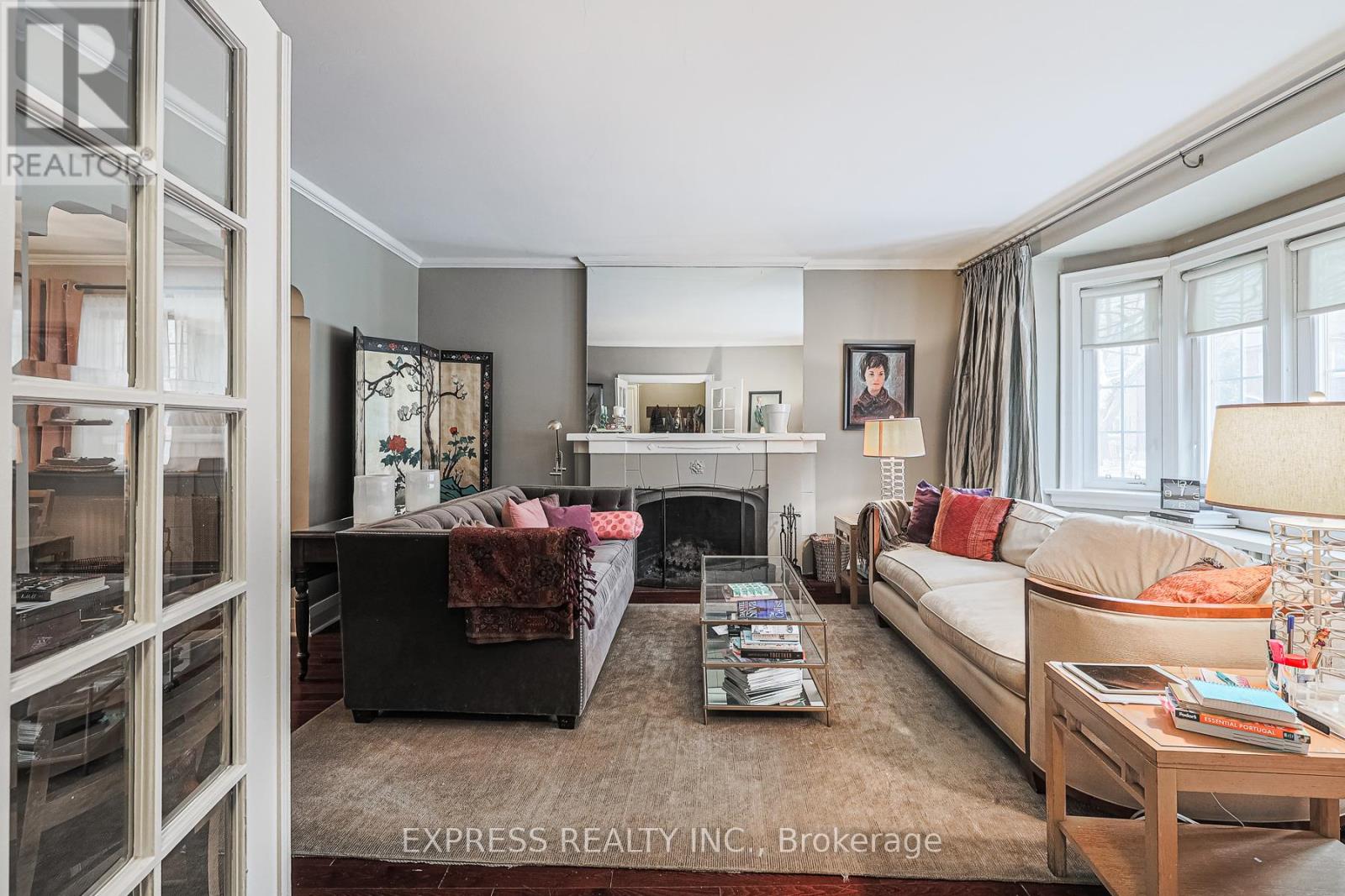 Main - 167 Highbourne Road, Toronto, Ontario  M5P 2J8 - Photo 5 - C12936730